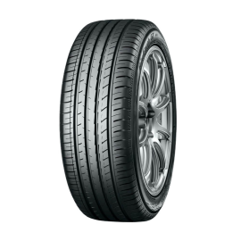 Yokohama 215/65 R16 98H BluEarth-GT AE51